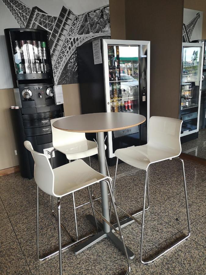 维阿诺特酒店 马托西纽什 外观 照片